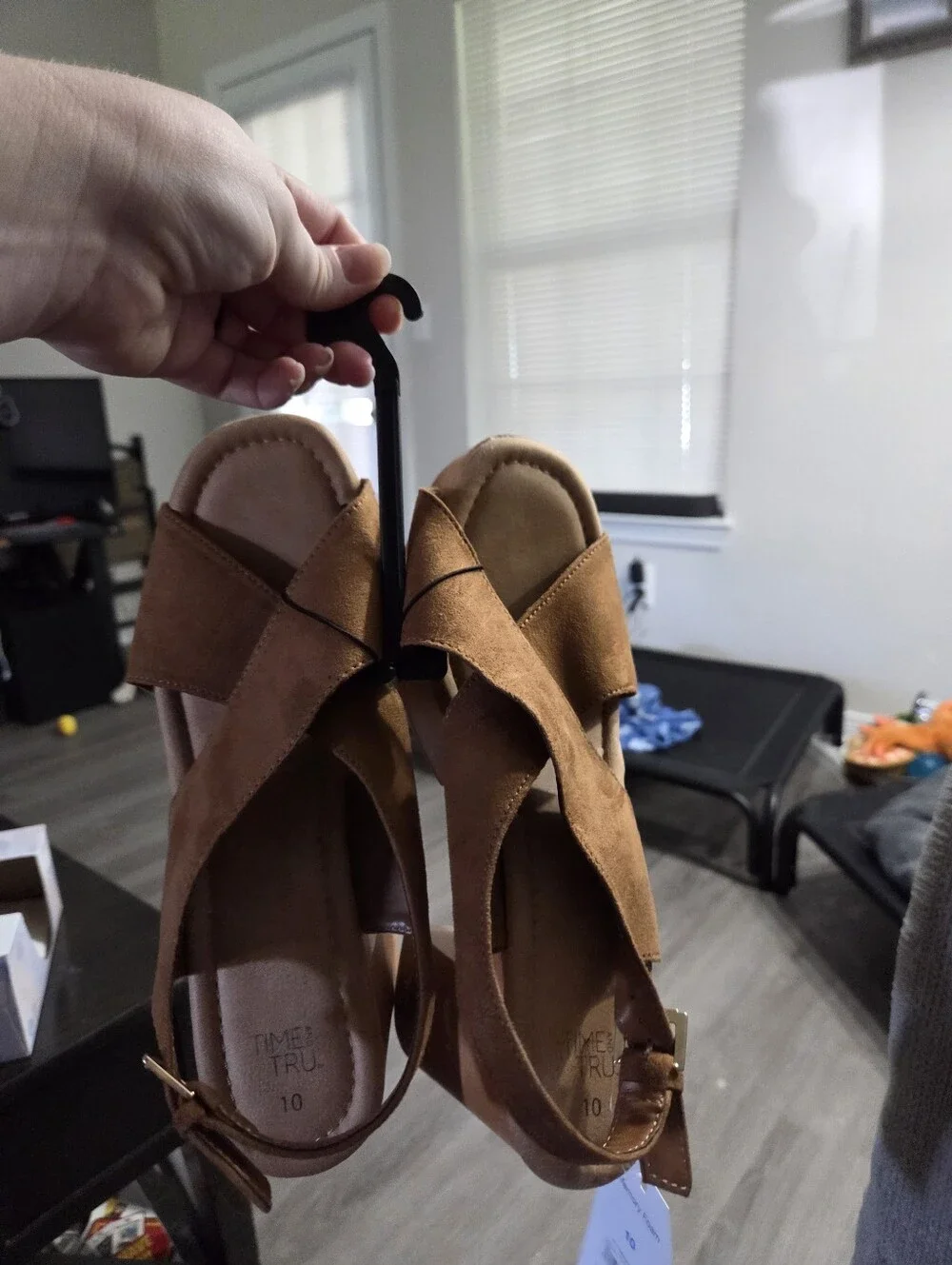 Time And TRU Women's Tan Suede Platform Wedge Sandals Heels Size 10 Women